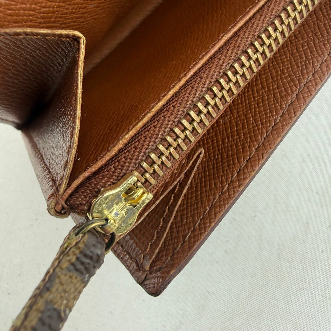 Louis Vuitton Vintage Sarah Brown Monogram Femme Wallet 7767 - Lux Central