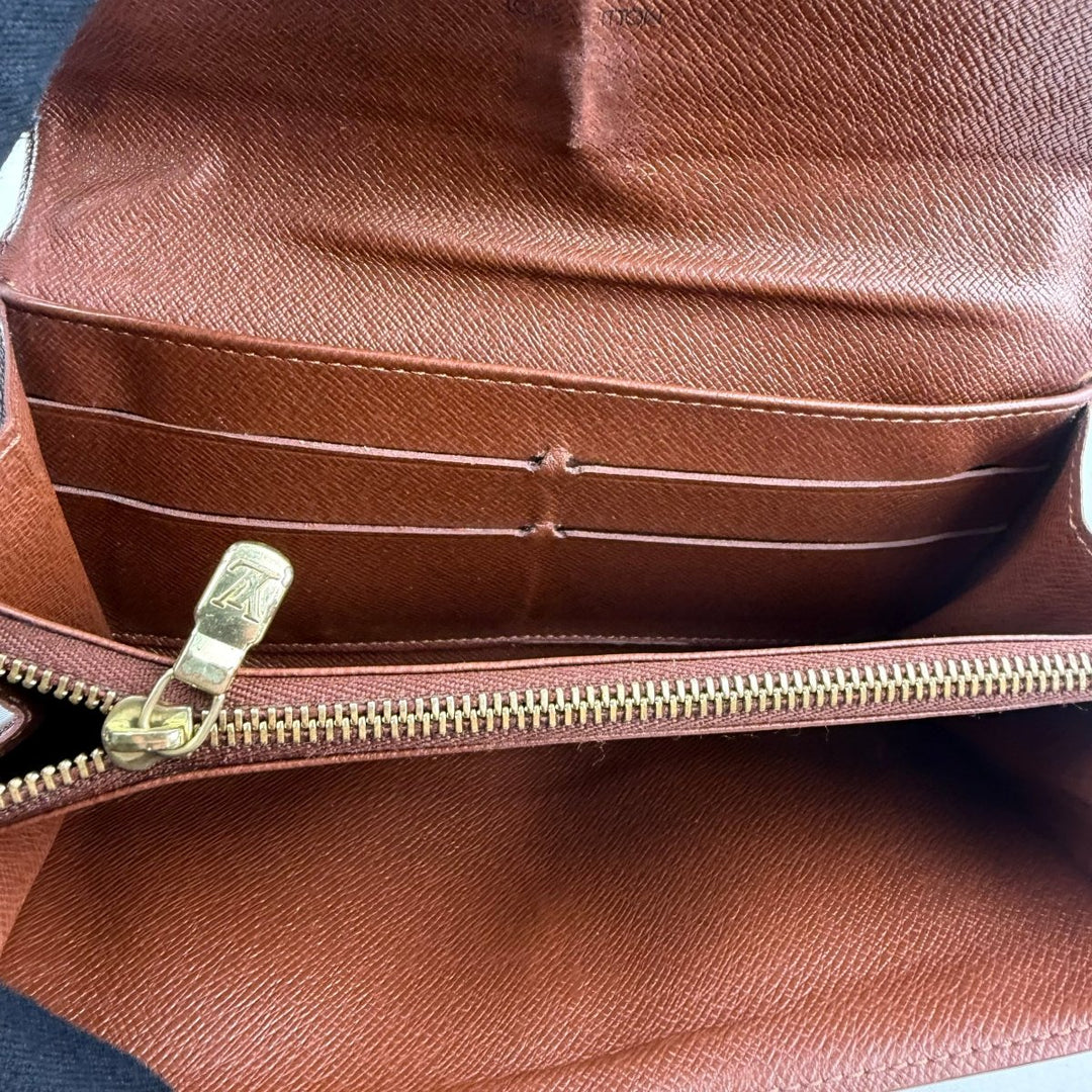 Louis Vuitton Vintage Sarah Brown Monogram Femme Wallet - Lux Central