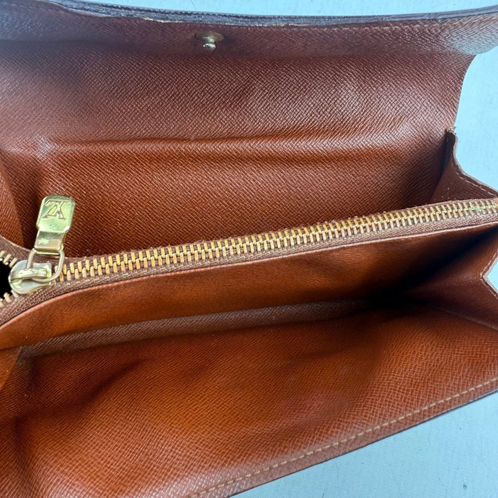 Louis Vuitton Vintage Sarah Brown Monogram Femme Wallet - Lux Central
