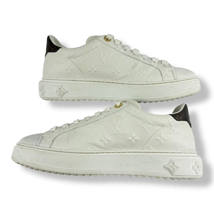 Louis Vuitton White Monogram Time Out LV UK 7 / EU 40 - Lux Central
