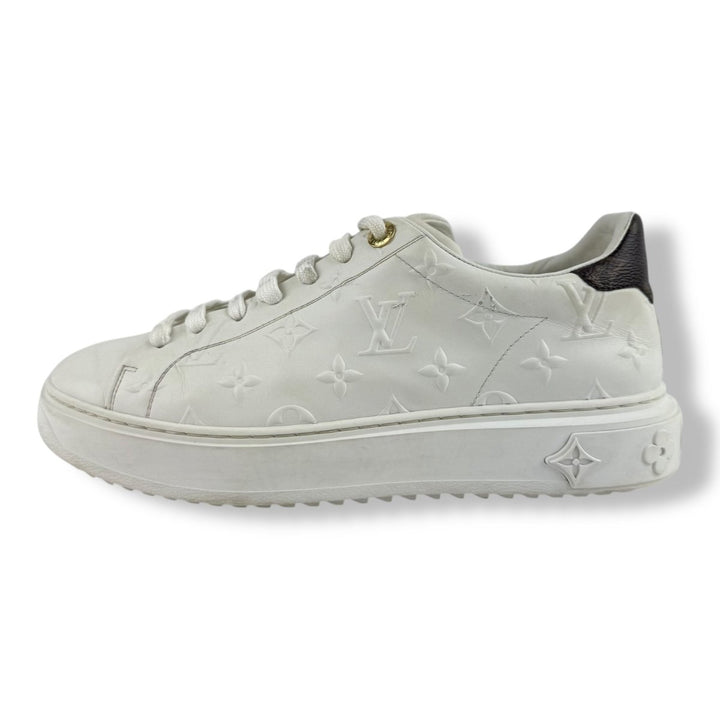 Louis Vuitton White Monogram Time Out LV UK 7 / EU 40 - Lux Central