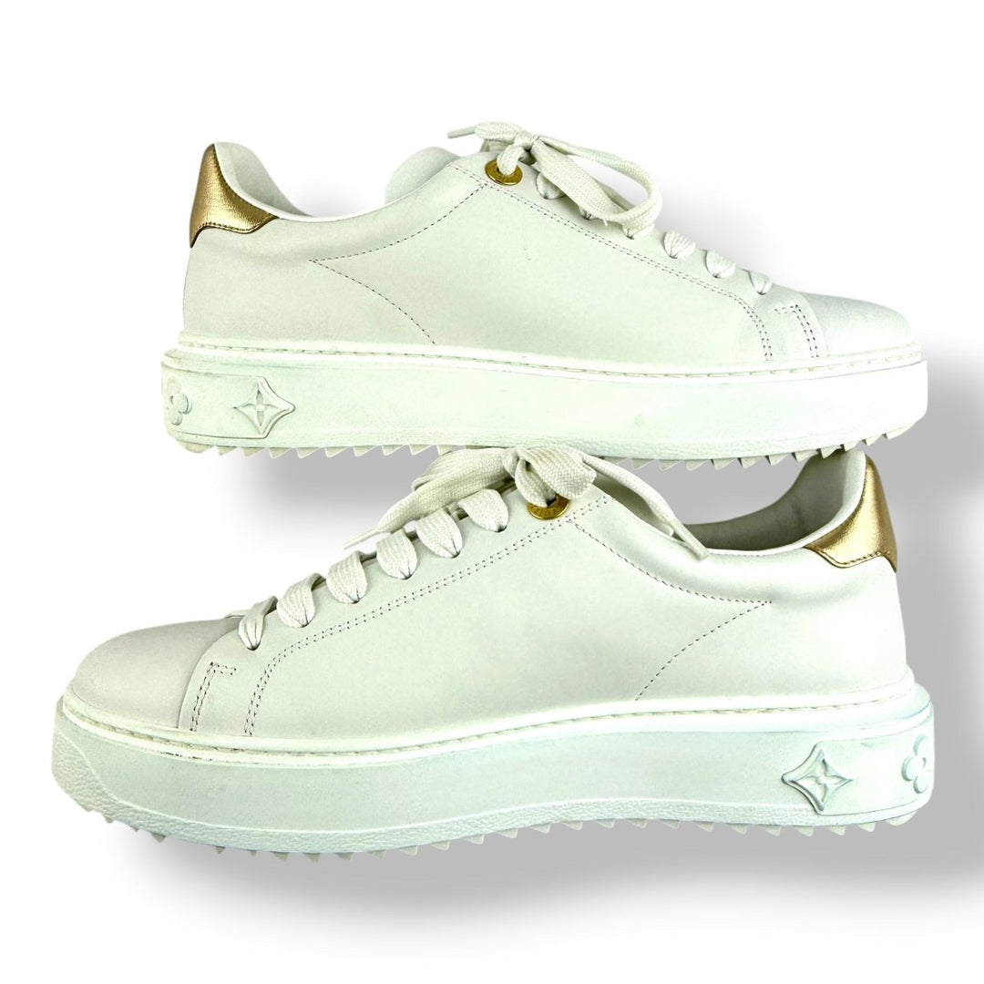 Louis Vuitton White Time Out LV UK 5 / EU 38 - Lux Central