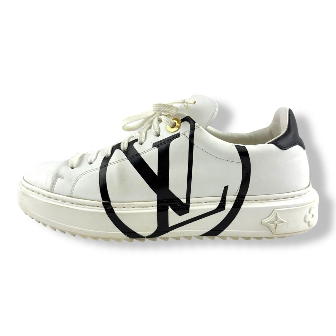 Louis Vuitton White/Black Time Out LV UK 6 / EU 39 - Lux Central