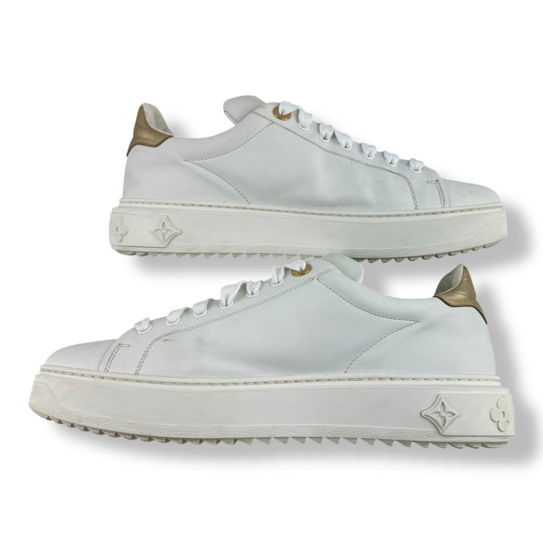 Louis Vuitton White/Gold Time Out LV UK 7 / EU 40 - Lux Central