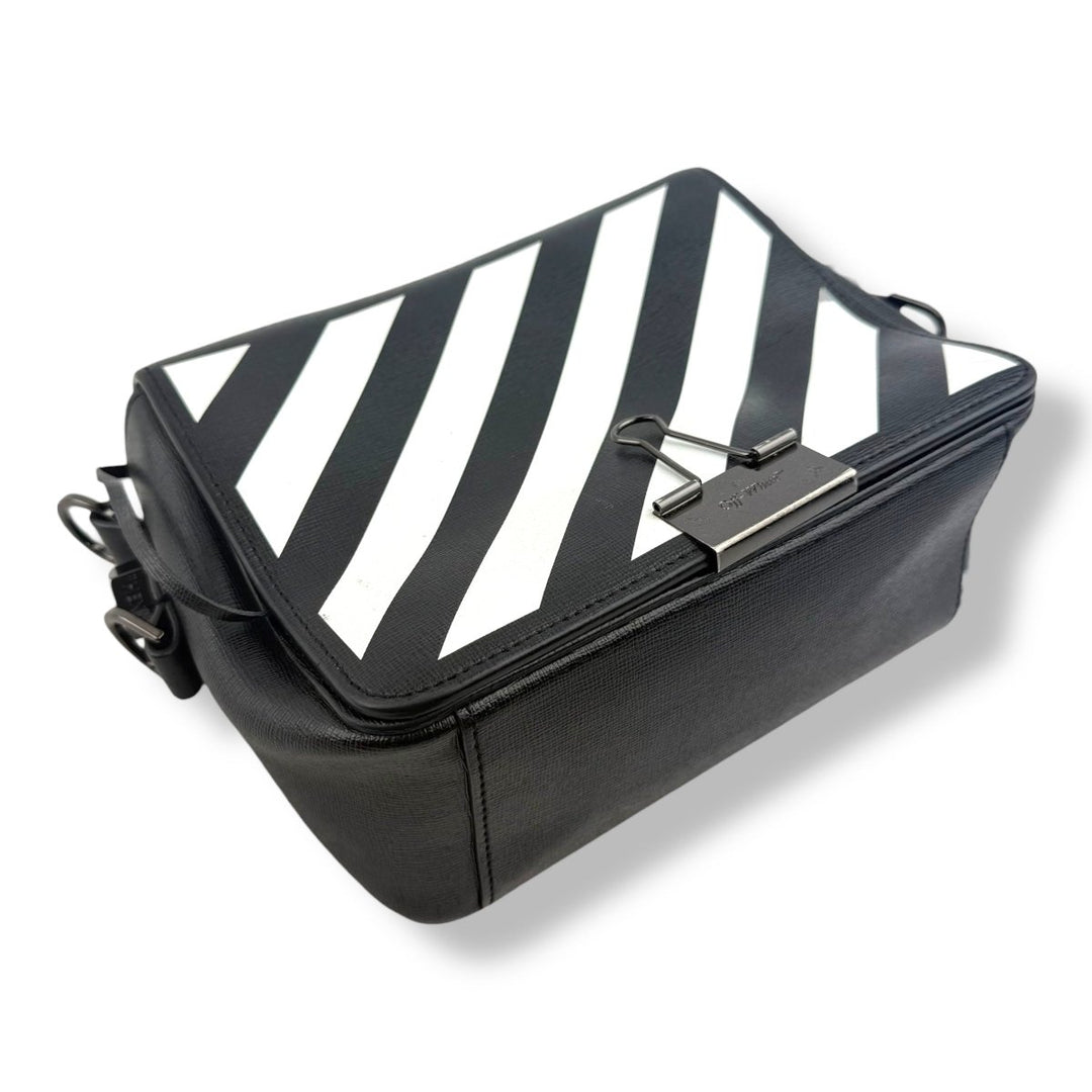 Off - White Black/White Clip Camera Crossbody Bag - Lux Central