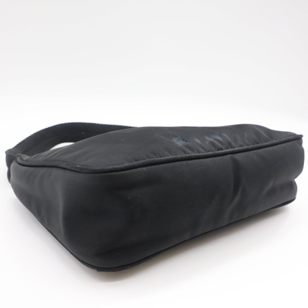 Prada Black Nylon Re-Nylon Re-Edition 2000 Pochette Handbag - Lux Central